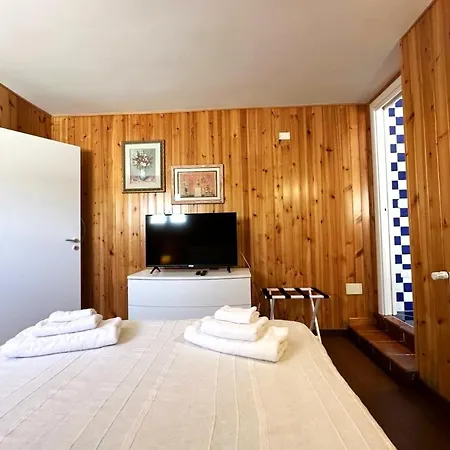 Dei Gemelli Villa *